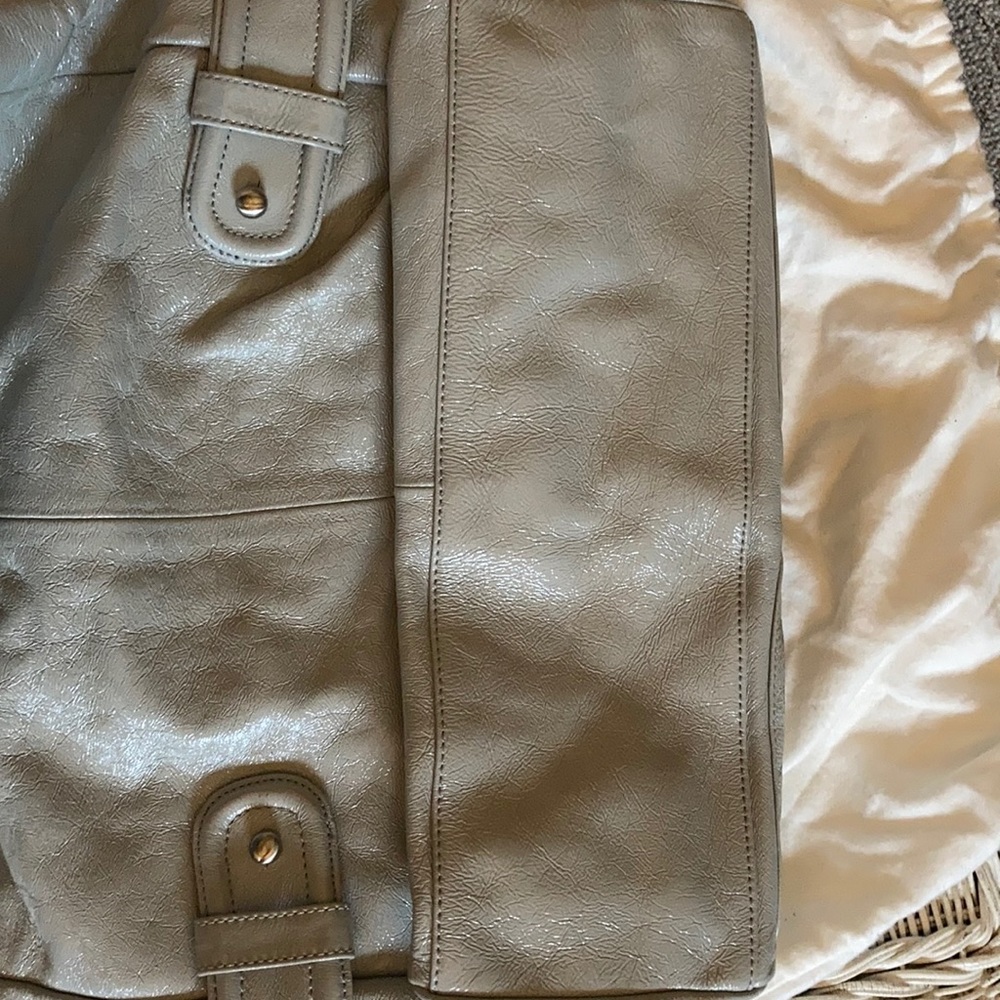 Grey Patent Leather bag - Picture 9 of 10